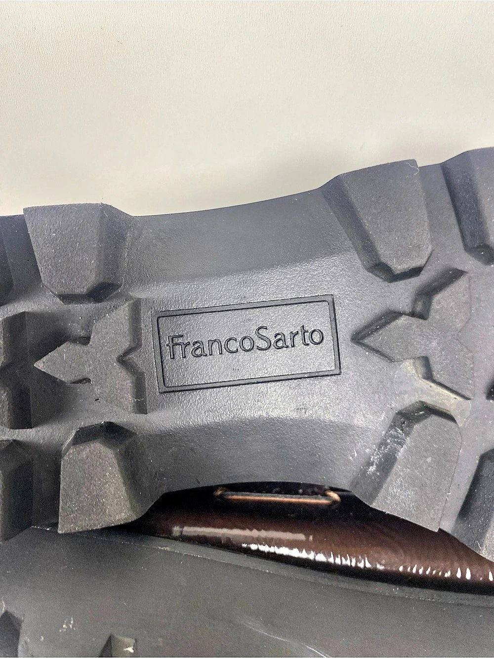 Franco Sarto Brown Lug Sole Loafers Size 7
Area Of Pealing On Insole - Picture 12 of 14
